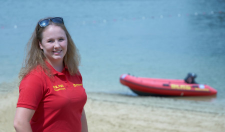 Stellvertretenderin Materialwartin: Meike Vinke